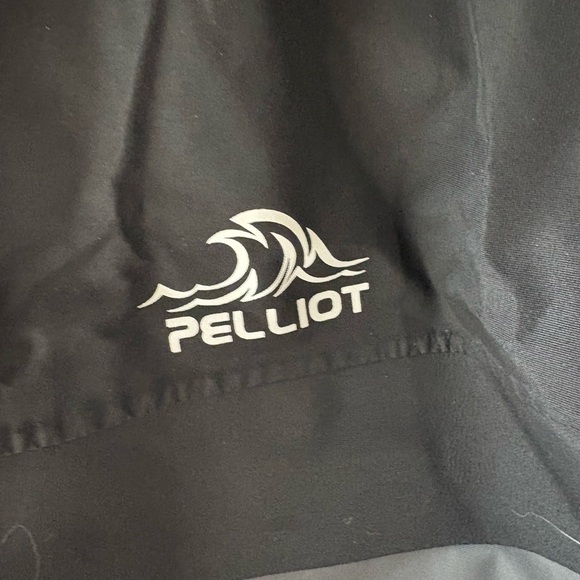 PELLIOT size M Outdoor Hiking Jacket Mens Windbreaker Waterproof, Zipper front - Picture 8 of 13